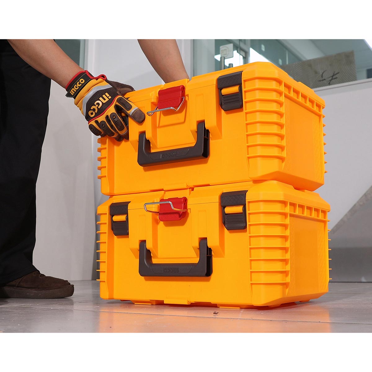 Boîte à outils empilable 19 pouces INGCO | PBXS103